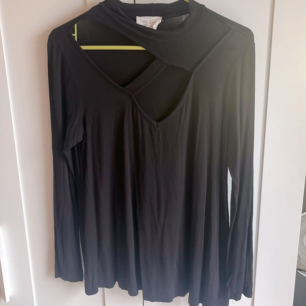 Fantastic Fawn- black tunic shirt